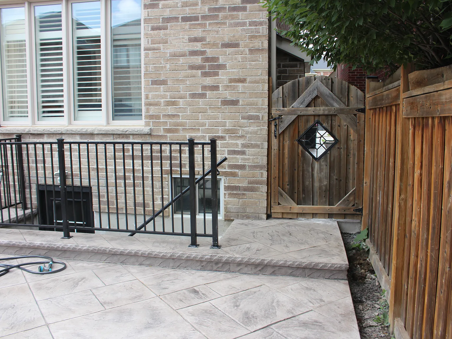 2 bed, 900 sqft, $2,100 — Photo 4