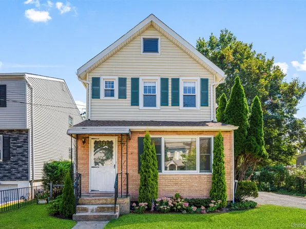 527 Jefferson Avenue, Mamaroneck, NY 10543