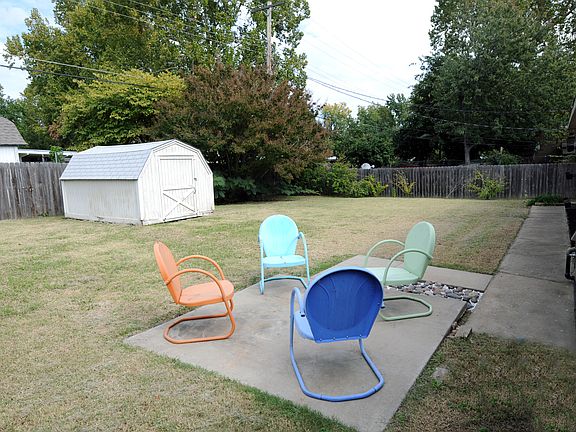 Modern Outdoor living space