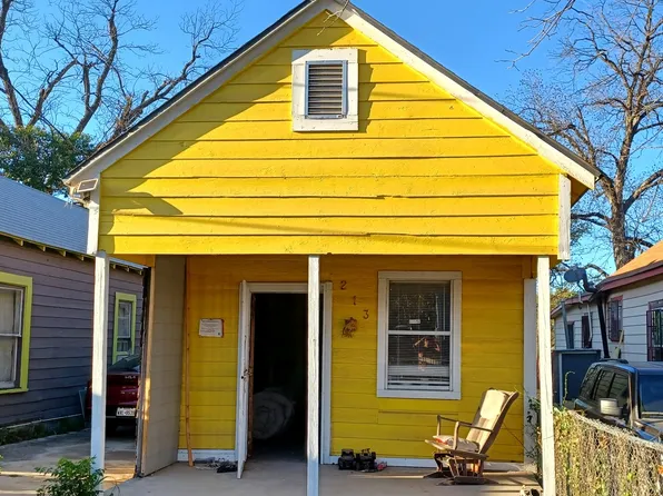 213 Pendleton Ave, San Antonio, TX 78204