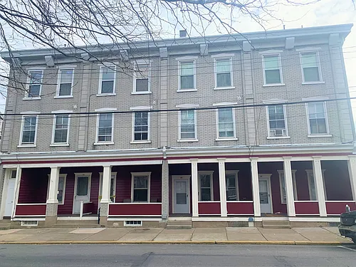 110-118 E Center St Photo 1