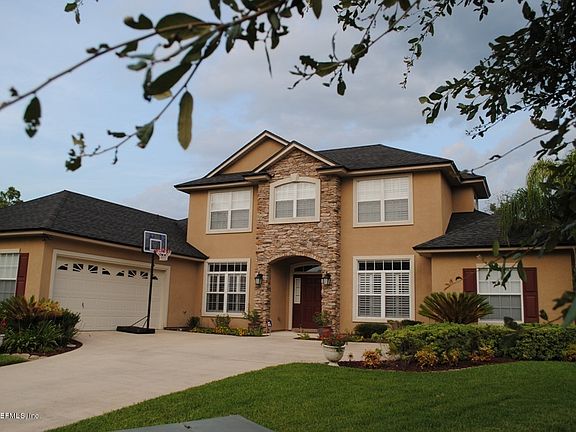 2nd image of 737 Chestwood Chase Dr