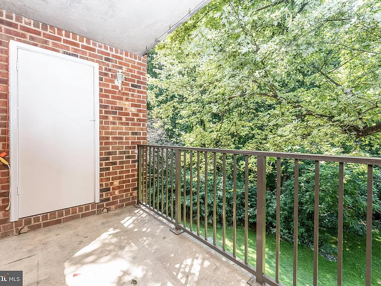 874 College Pkwy #202 — Photo 12
