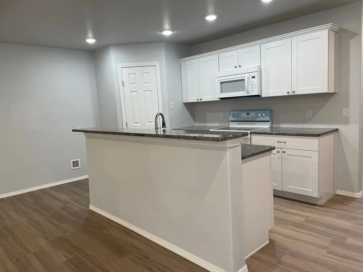Recently Built 3/2/2 Duplex in Northwest Lubbock — Photo 4