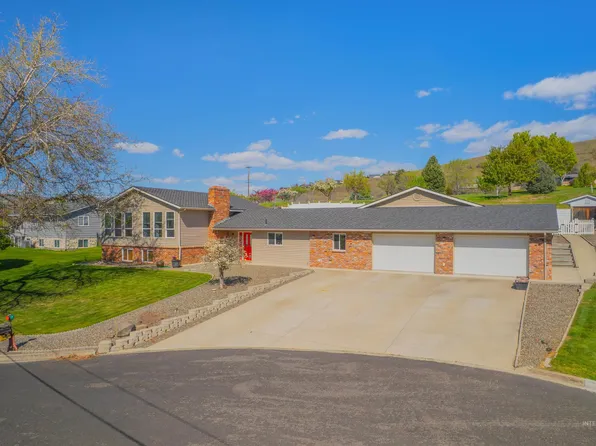 3413 Bluebird Cir, Lewiston, ID 83501