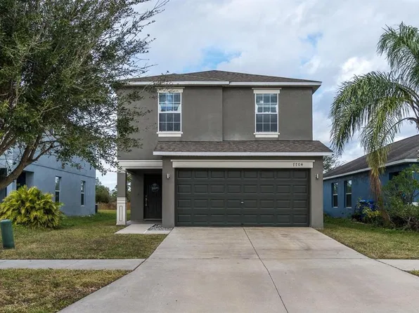 7704 Maroon Peak Dr, Ruskin, FL 33573