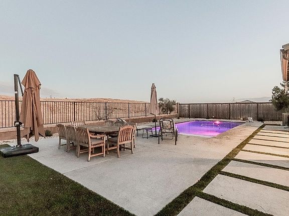 3rd image of 4475 Crown Bluffs Dr