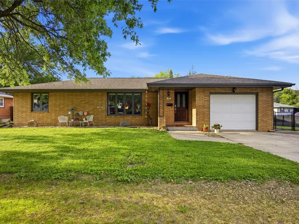 1006 NW 3rd St, Ankeny, IA 50023