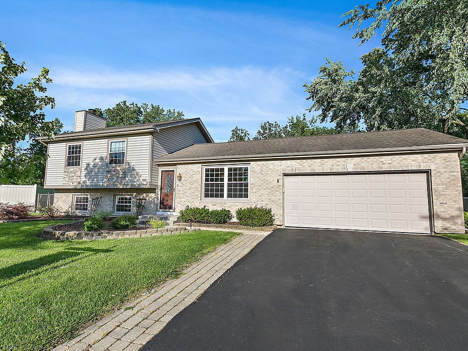 1st image of 963 Shorewood Dr