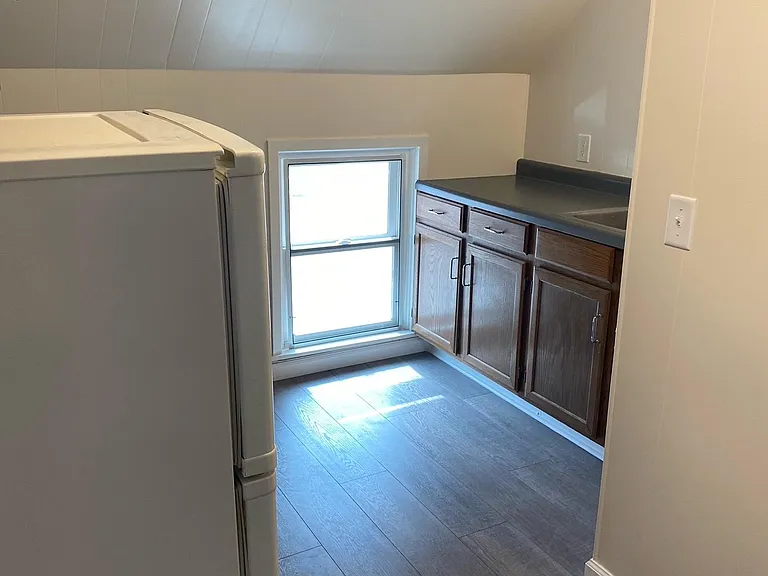 1402 Central Ave #2 — Photo 7