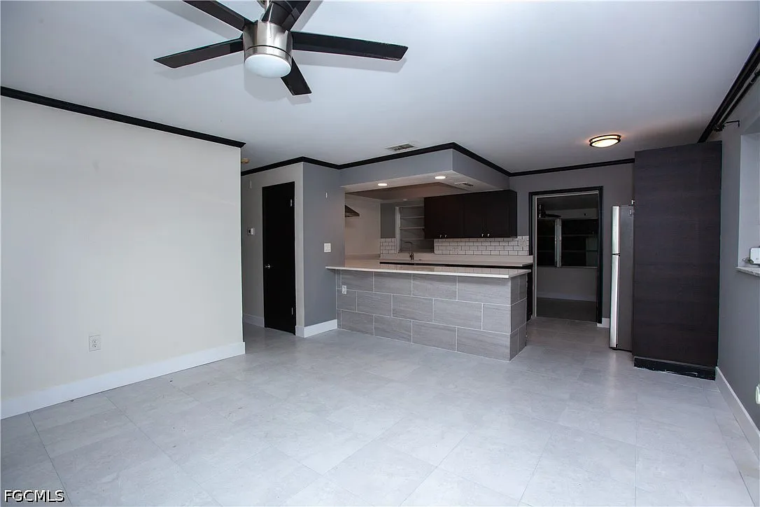 2 bed, 1.0 bath, 1690 sqft, $1,750 — Photo 4