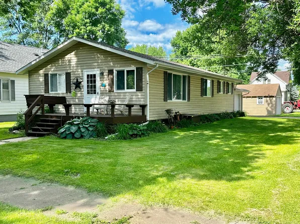 302 S Griffin St, Lakefield, MN 56150
