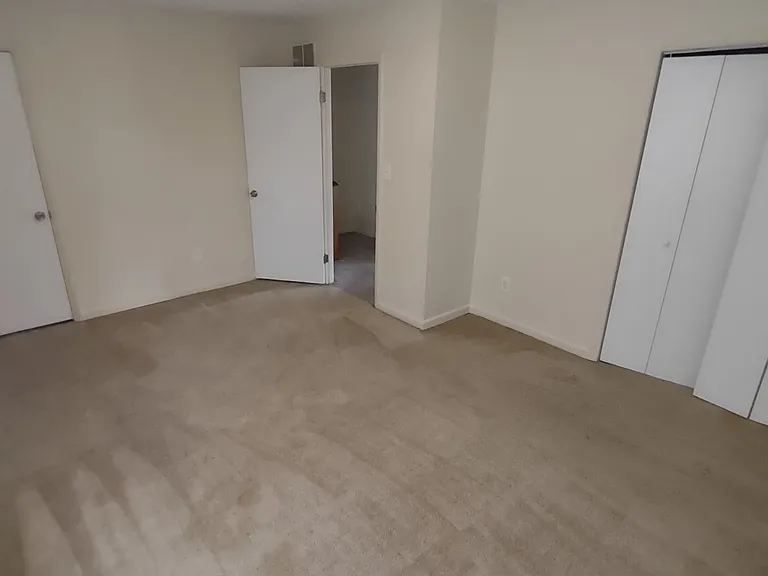217 E Green Valley Cir — Photo 11