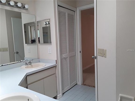 4th image of 2090 E Atmore Cir