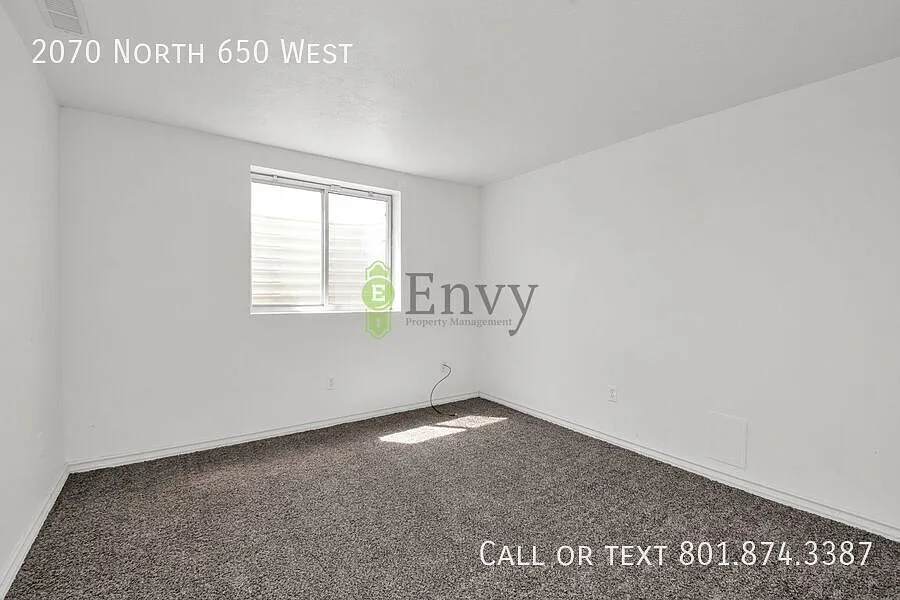 Amazing 4 Bed - 3.5 Bath, Pet-Friendly Layton Home! Available on September 8th! — Photo 4