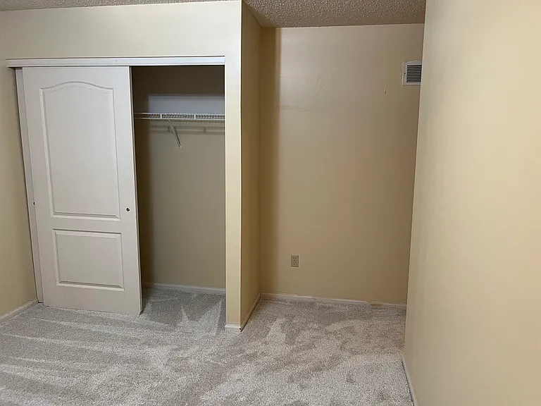 1862 Summitview Dr — Photo 49