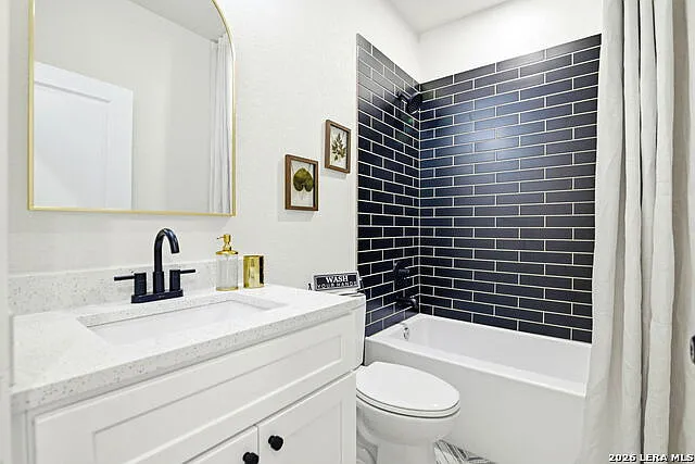 1801 W Southcross Blvd — Photo 19