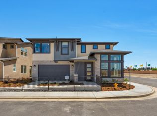 923 Lisbon Avenue, Tulare, CA 93274