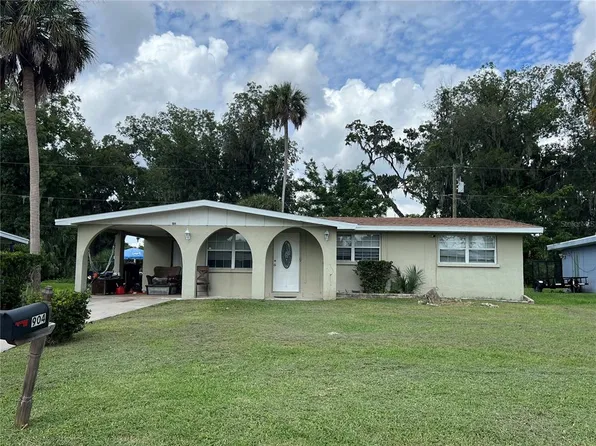 904 32nd St E, Palmetto, FL 34221