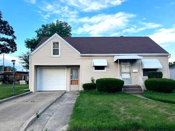 118 S Woodland Ave, Oglesby, IL 61348