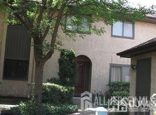 42 Ashford Dr, Plainsboro, NJ 08536