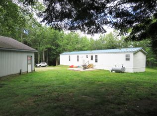 73 Robbins Rd, Hope, ME 04847