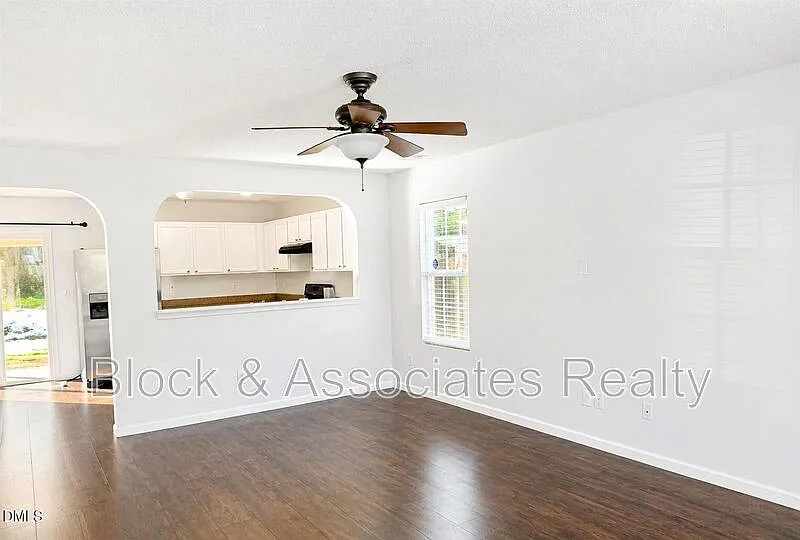 Building Photo - 3003 Skybrook Ln