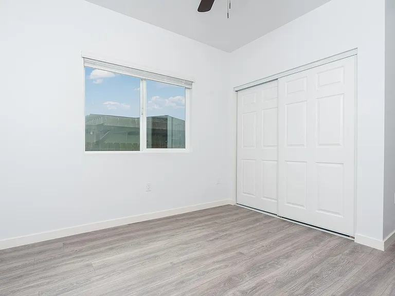 4564 Sauk Ave — Photo 15