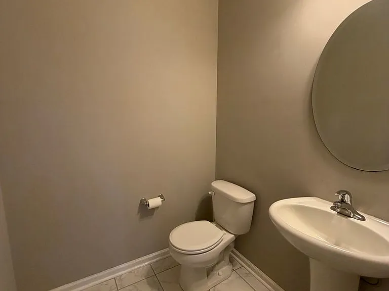 6079 Shamrock Green Dr — Photo 8