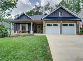 365 English Ivy Trl, Jonesborough, TN 37659