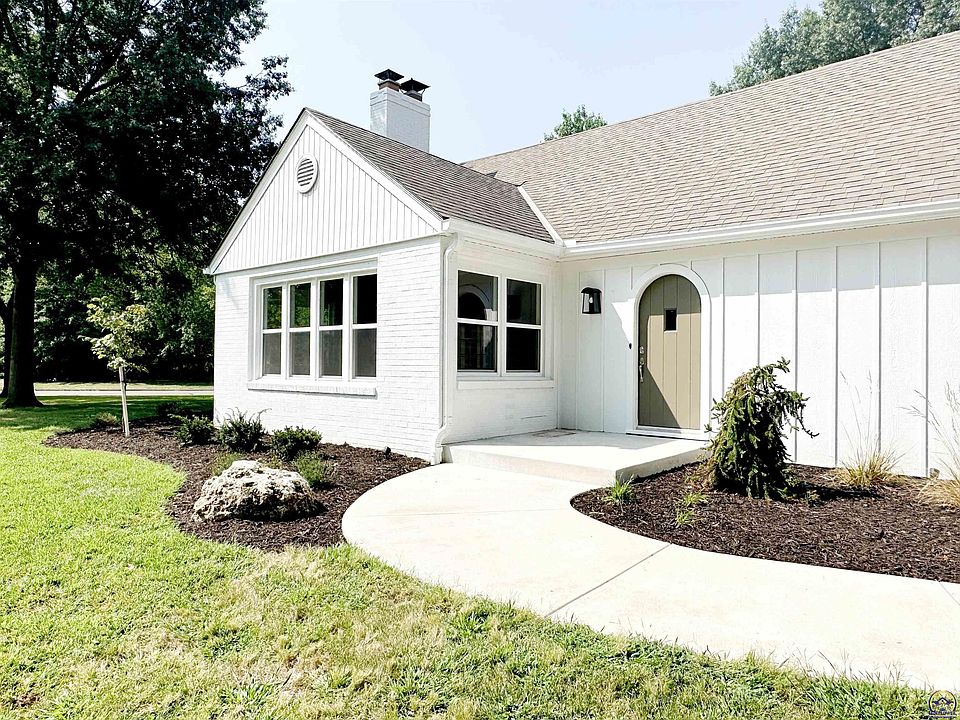 1633 SW Oakley Ave, Topeka, KS 66604 Zillow