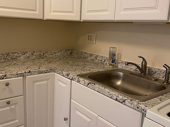 5th image of 164 Park Ave #415