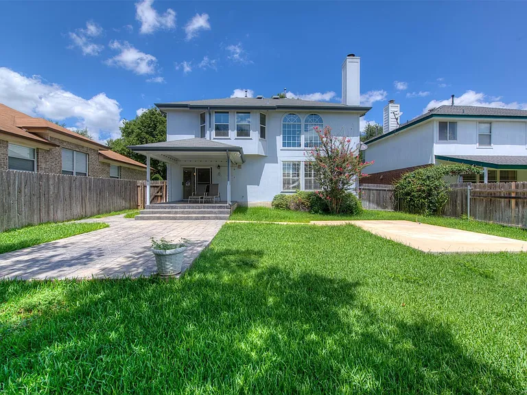 16813 Luckenwald Dr — Photo 24