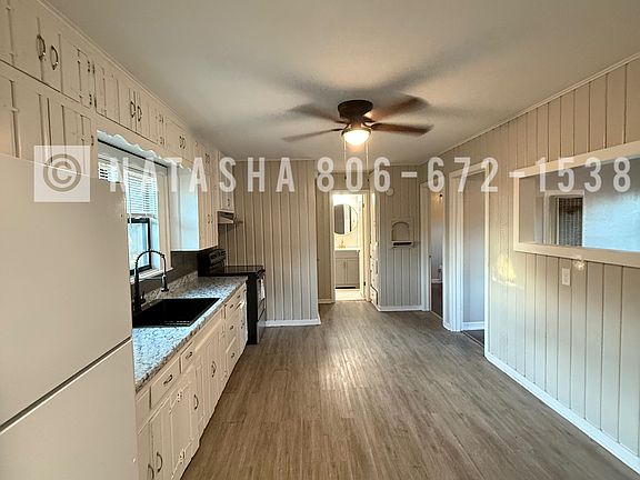 4th image of 2105 S Polk St #6