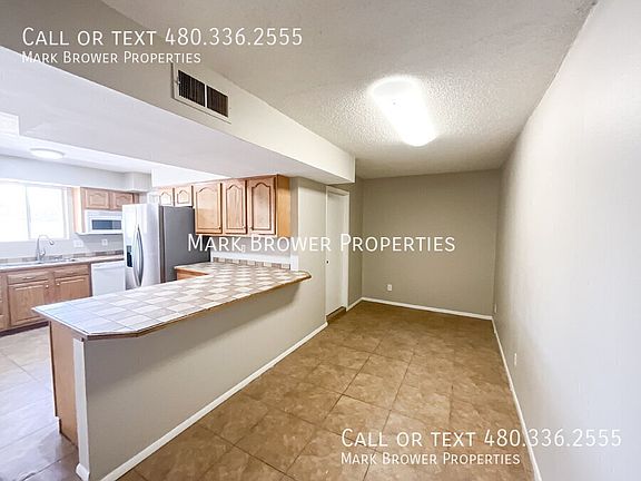 4th image of 4025 W Carol Ave