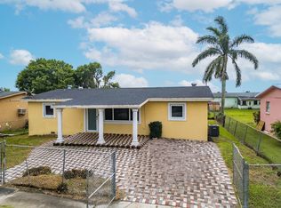 1528 Singletary Ave, Pahokee, FL 33476