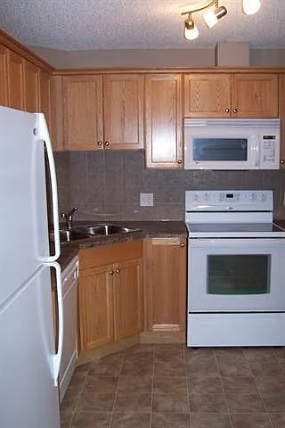 7331 S Terwillegar Dr NW #1A — Photo 2