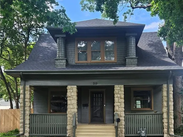 315 W 4th St, Ottawa, KS 66067