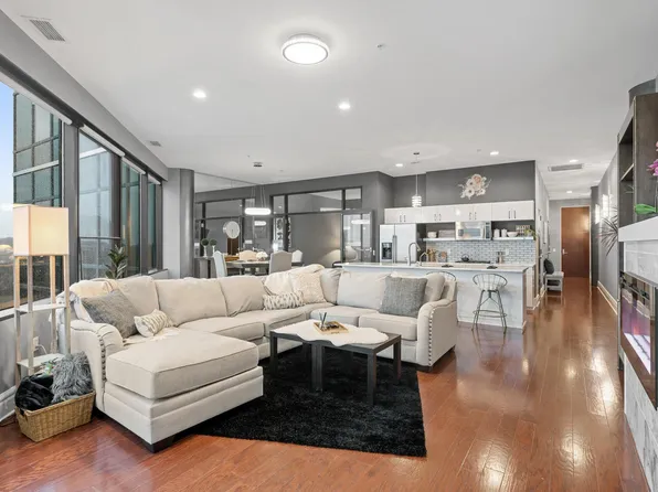 5601 Smetana Dr Unit 808, Minnetonka, MN 55343