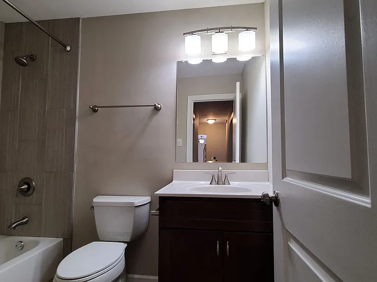 Willowbrook Apartment Homes — Photo 100