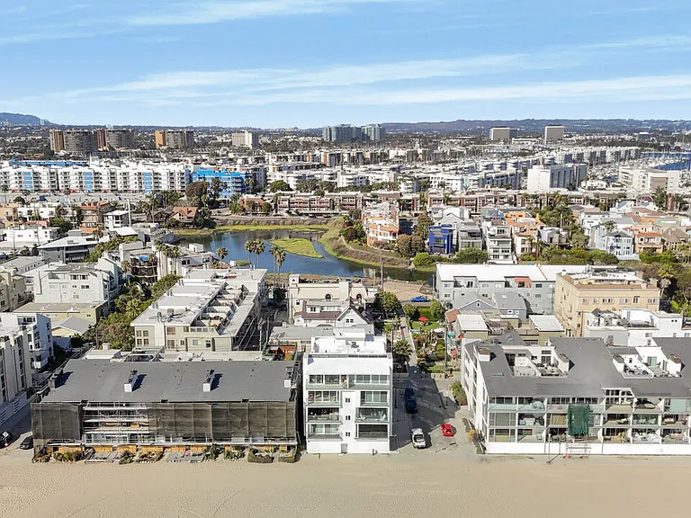 1 Jib St #101 — Photo 42