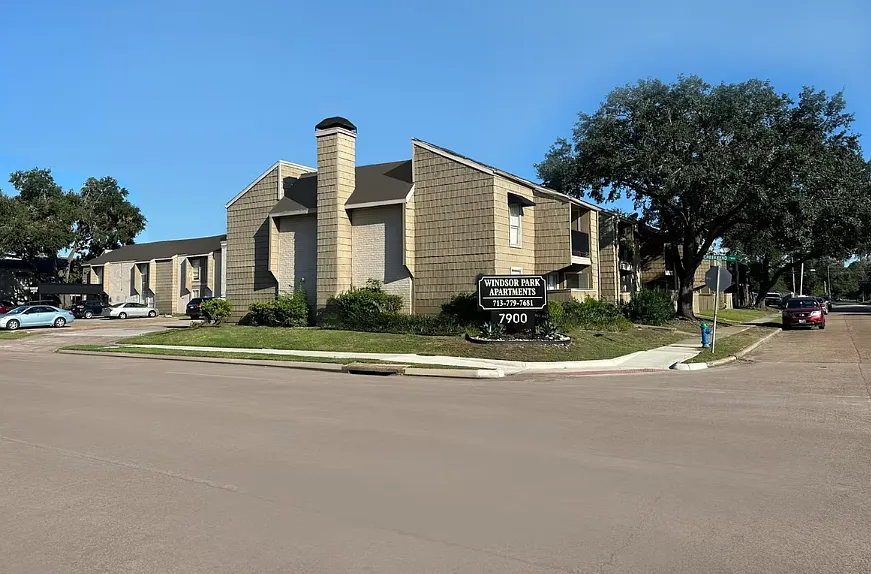 Windsor Park Apartments