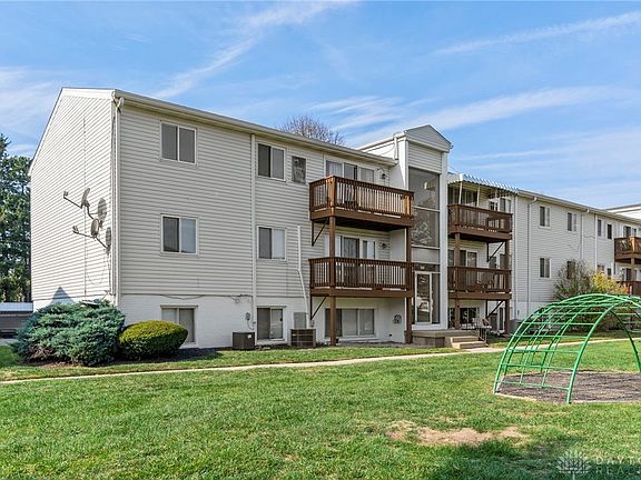 2nd image of 5690 Coach Dr W APT E