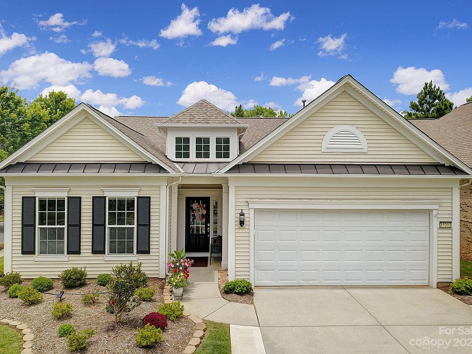 1st image of 15202 Legend Oaks Ct
