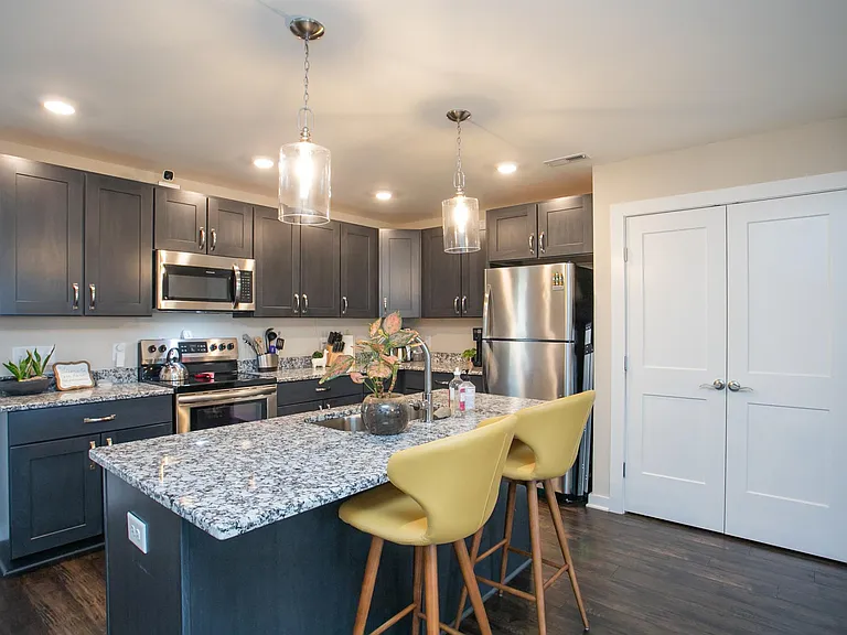 302B Ensley Ave — Photo 12