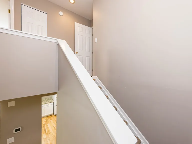 6674 Willow Grove Ln — Photo 17