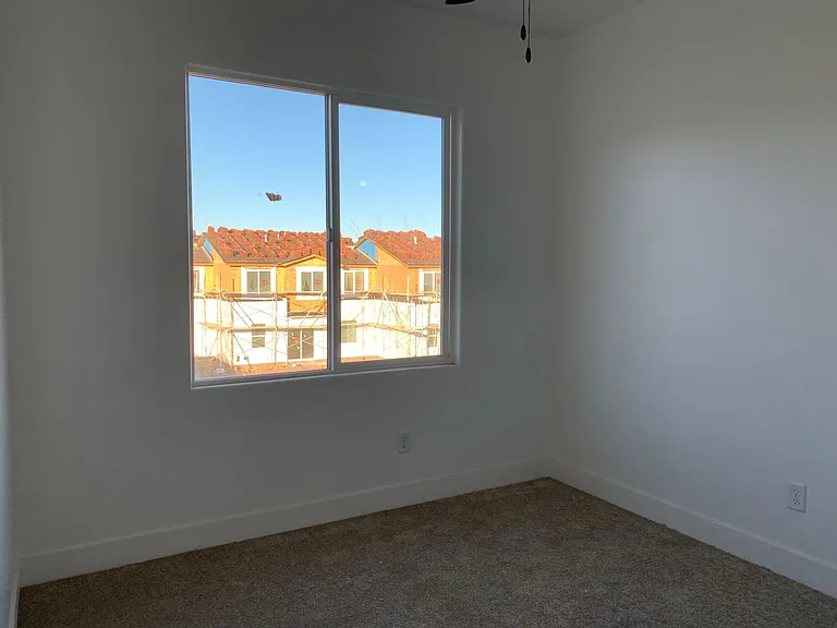 3rd bedroom_06172022