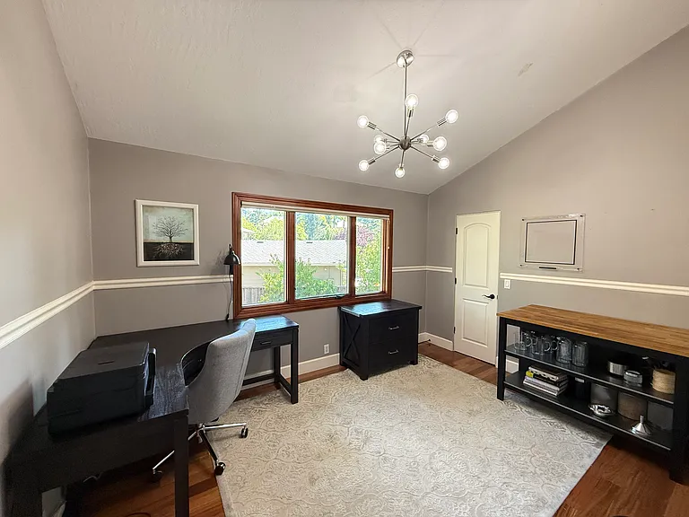 Office/Bedroom 3
