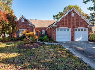 24 Revolution Ct, Pawleys Island, SC 29585