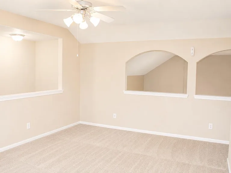 2814 Silver Bend Ln — Photo 22